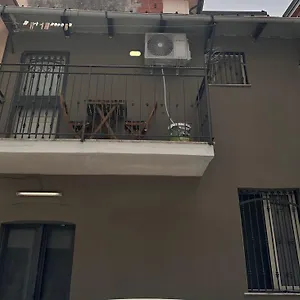 https://valenti-house.catania-hotels.net